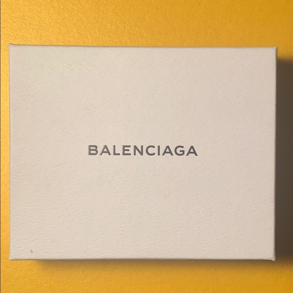 Balenciaga Triple Tour Leather Bracelet - Picture 7 of 8